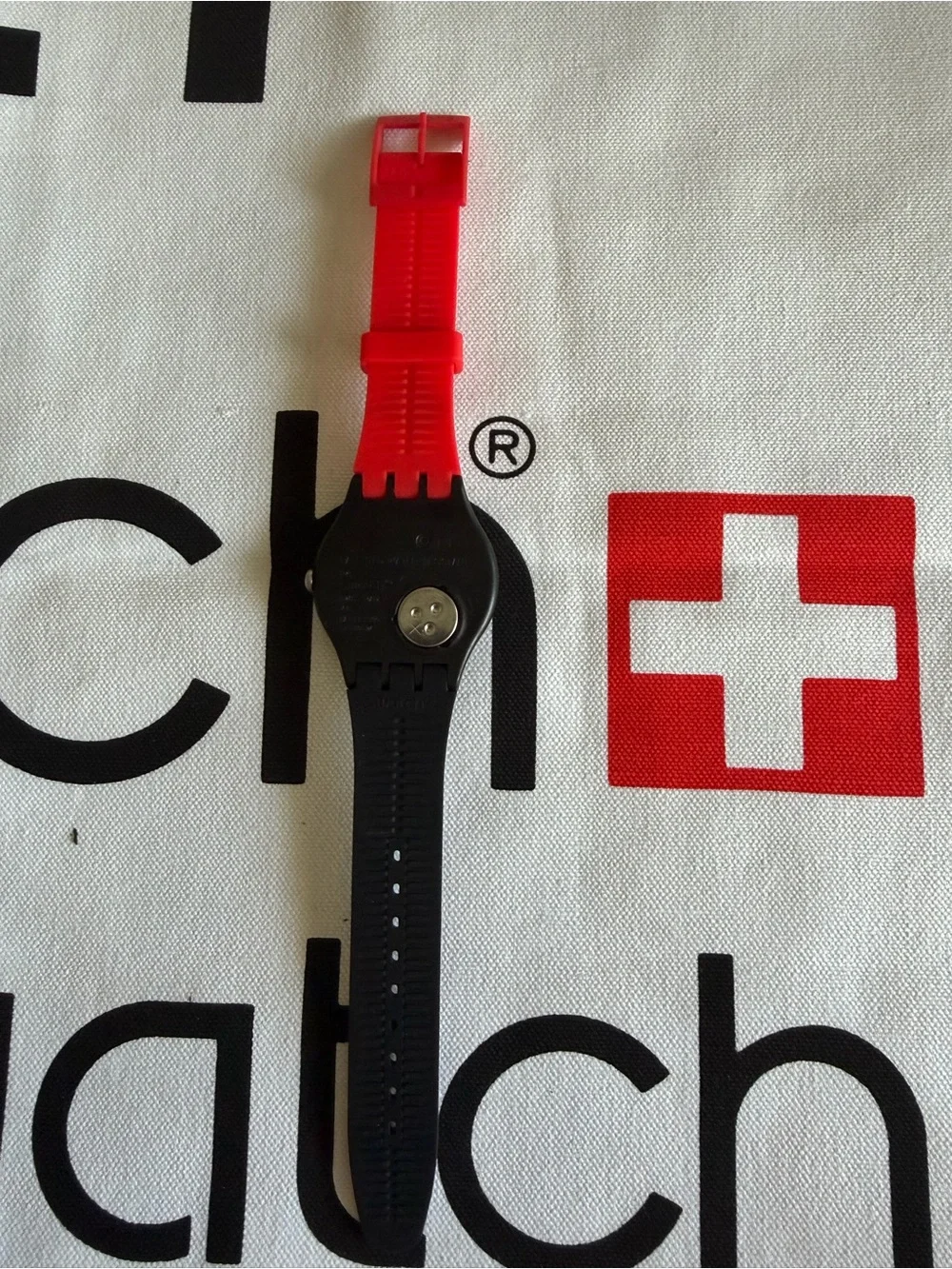 Swatch Mask Parade (SUOB127) unisex watch